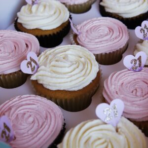 מארז זוגי עוגיות קאפקיקס תות וורדים